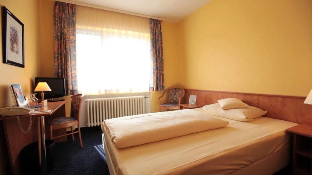 Friends Hotel Kerpen Kerpen  Luaran gambar